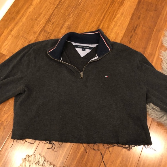 Tommy Hilfiger Sweaters - Cropped Tommy Hilfiger quarter zip